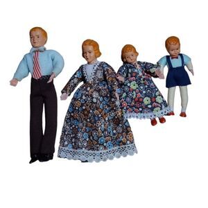 VINTAGE 70s dollhouse miniatures wrapped leg posable doll‎ family set of 4